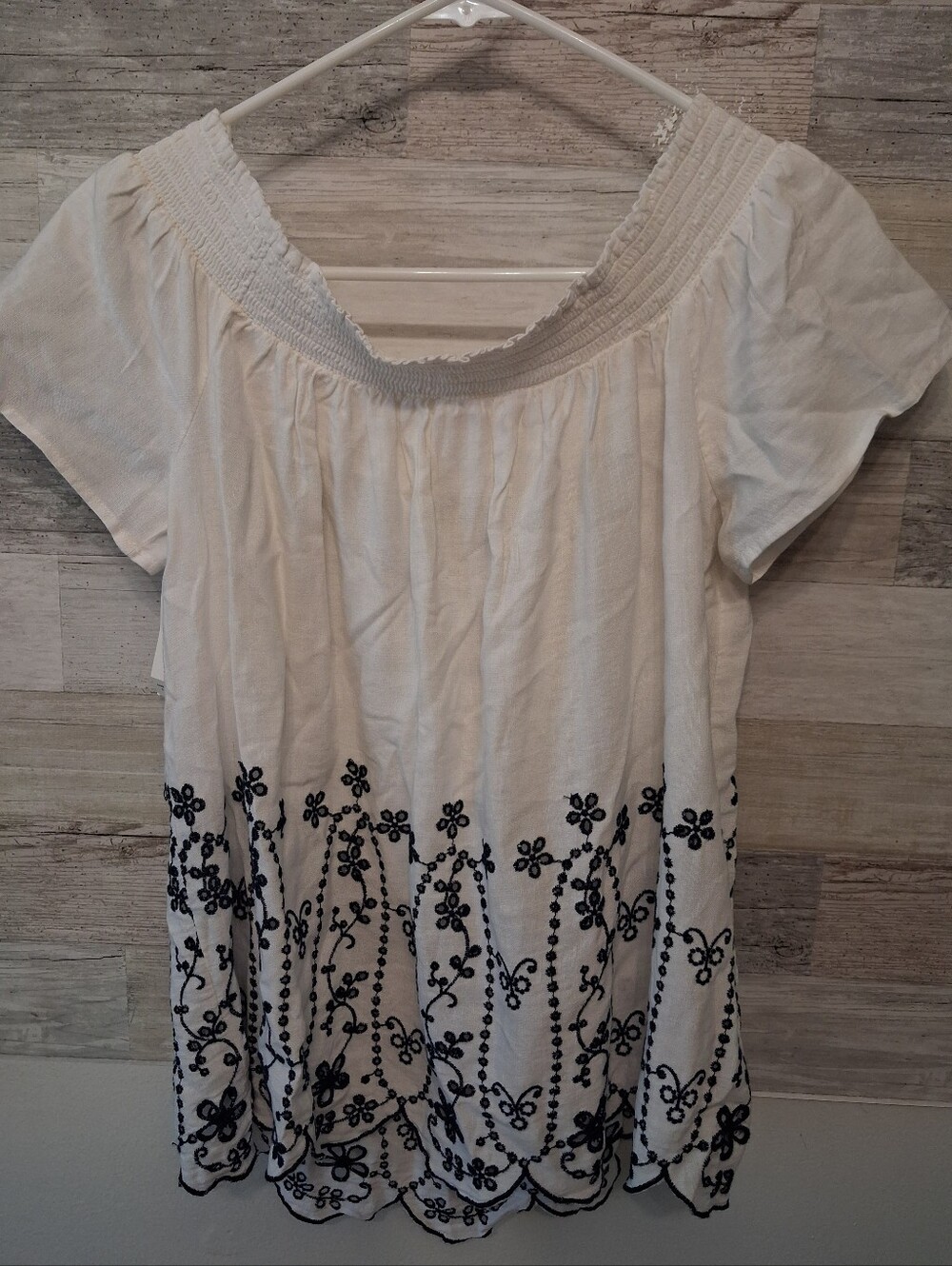 Old Navy White Short-Sleeve Embroidered Peasant Top with Black Floral Trim